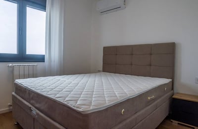 Аренда светлой двухкомнатной квартиры в современном ЖК, 41 м², Палилула, Белград, Сербия